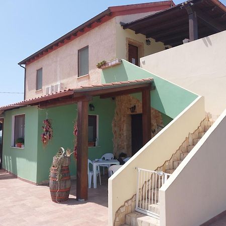 Fattoria La Traccia Villa Fertilia Kültér fotó